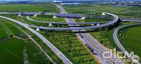 周南高速2017年最新動態(tài)全解析，進(jìn)展與挑戰(zhàn)的挑戰(zhàn)與機(jī)遇探討