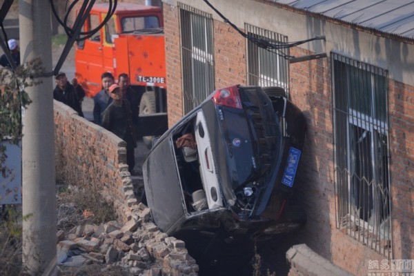 蘇家屯車(chē)禍最新消息,蘇家屯車(chē)禍最新消息與一家小巷中的驚喜小店