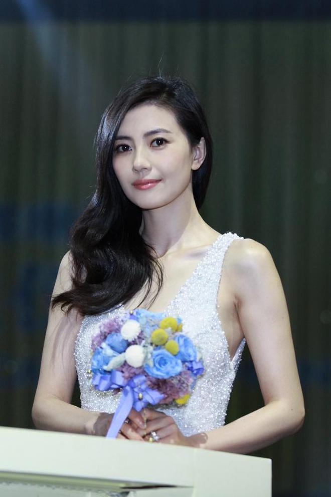 中國中年女演員發(fā)展演藝事業(yè)指南，步驟詳解