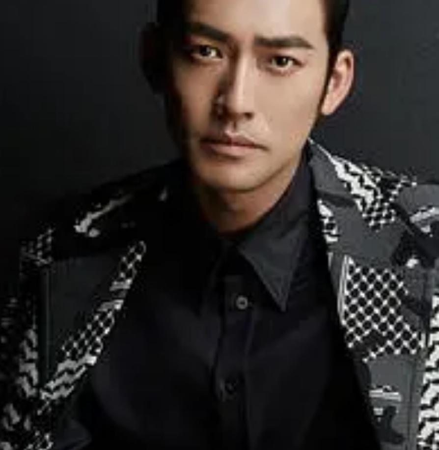 沒下巴的男演員，獨特魅力的探索