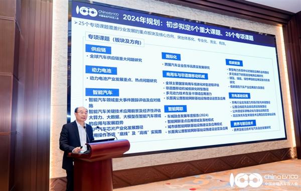 ＂澳門管家婆100中＂的：釋意性描述解_交互式版4.35