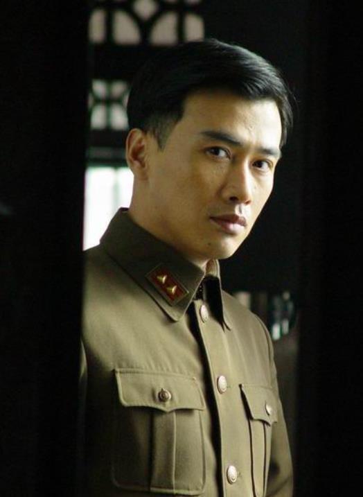 柳云龍主演的諜戰(zhàn)片電視劇大全集,??柳云龍主演的諜戰(zhàn)片電視劇大全集，帶你穿越風云歲月！