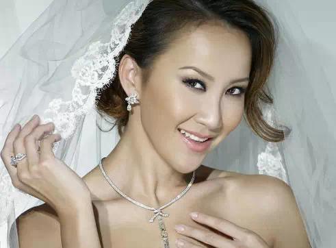 腿毛明星，毛發(fā)之下的溫暖故事與星光閃耀