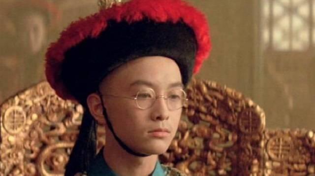 末代皇帝演員與科技產(chǎn)品的完美融合，感受科技魅力的體驗(yàn)