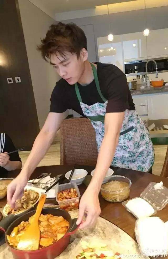 廚藝之星，熒屏上的烹飪明星閃耀光芒