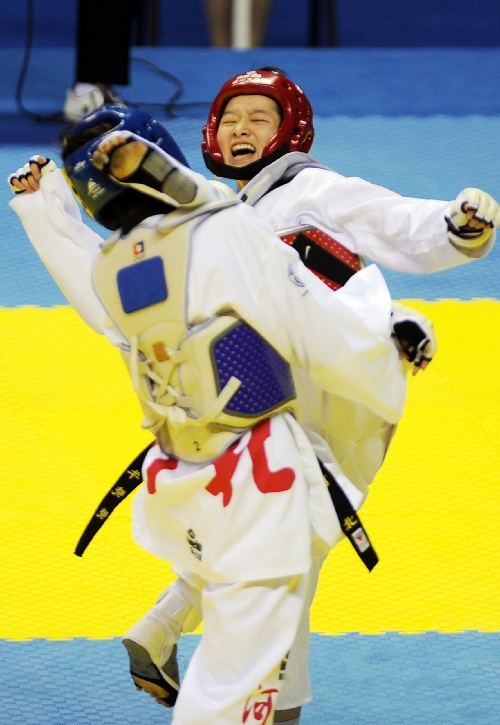 吳靜鈺跆拳道比賽視頻,吳靜鈺的跆拳道賽場(chǎng)，友情、汗水與夢(mèng)想交織的日常