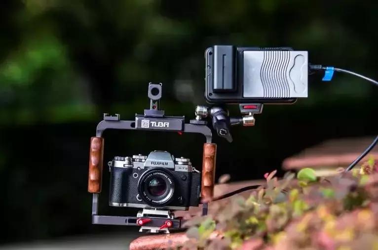 富士XT3上市價(jià)格揭秘，市場(chǎng)反響熱烈，觀點(diǎn)論述全面解析