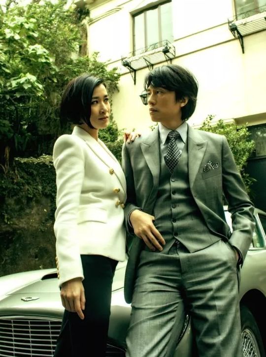 棟篤特工演員,棟篤特工演員，愛的守護與歡笑