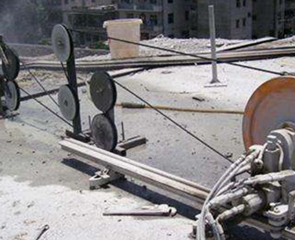 鋼筋混凝土切割價(jià)格的市場(chǎng)分析與影響因素探討