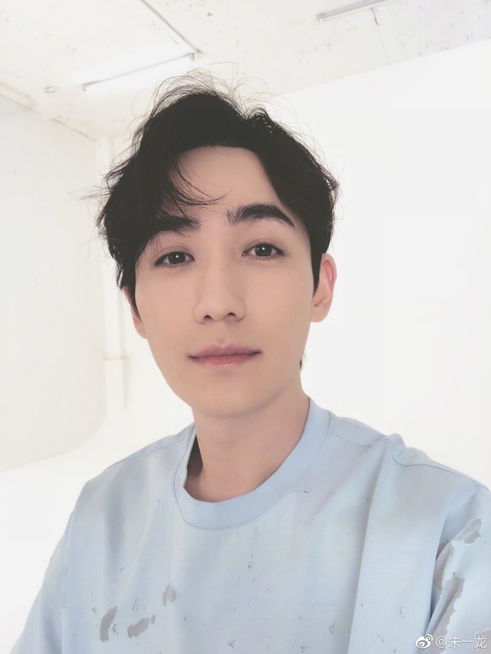 明星照片英語，語言與文化的交匯點