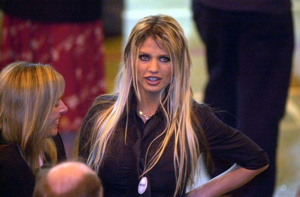 明星是否選擇紋眉，一種觀點的深度解析