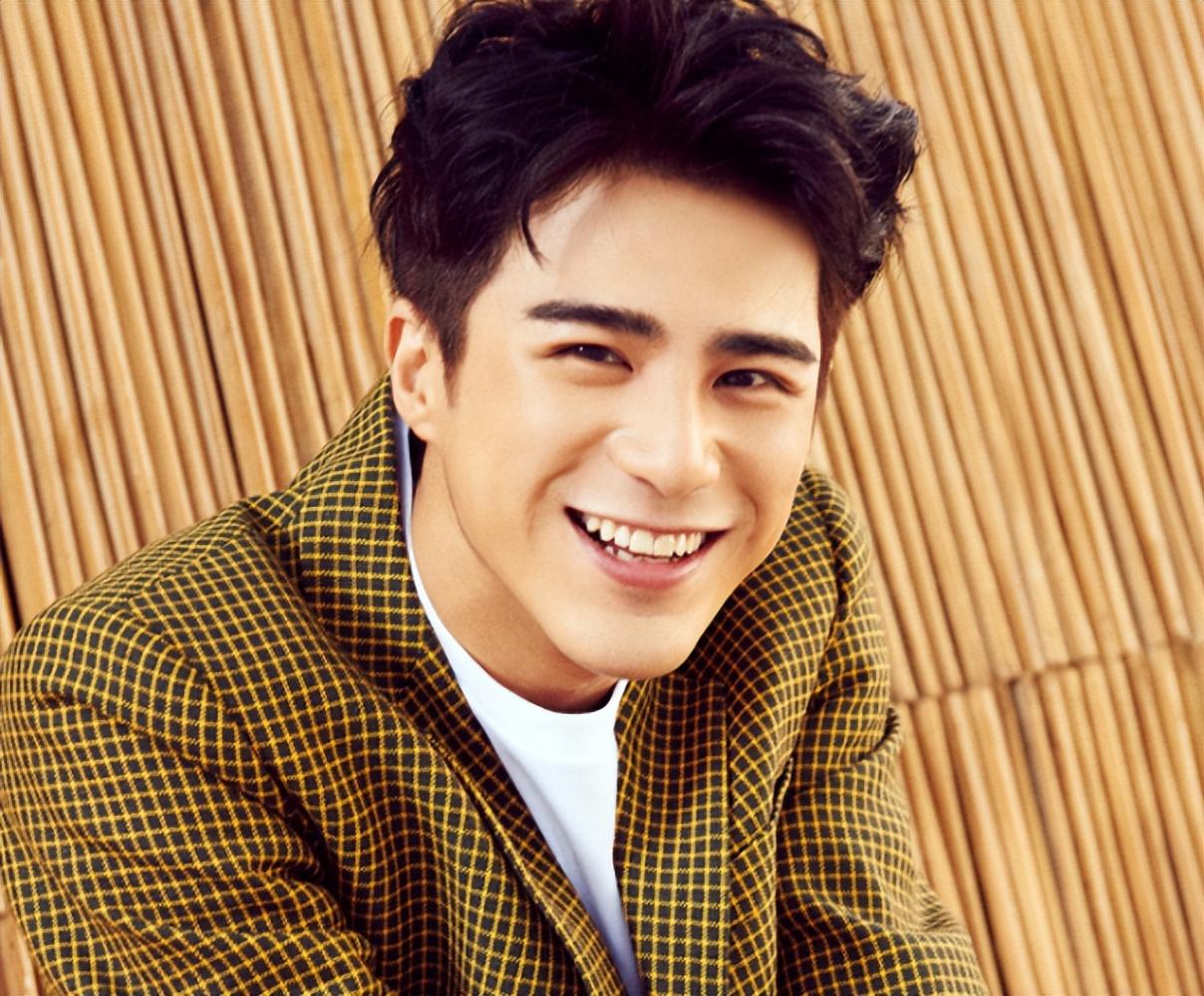 狐貍眼男明星,狐貍眼男明星必備神器——全新高科技產(chǎn)品介紹