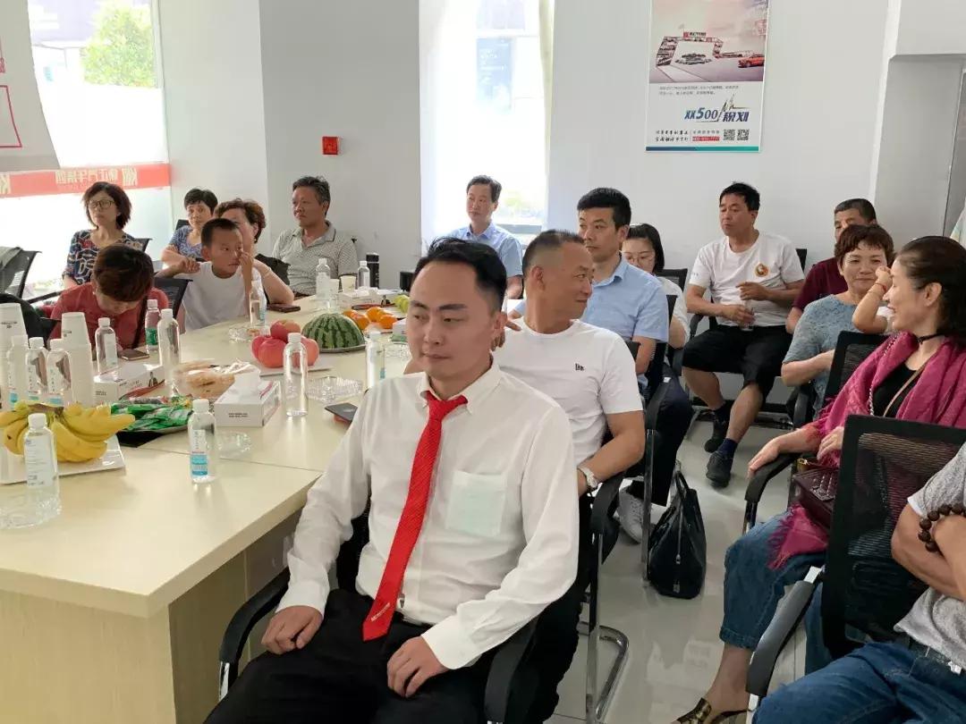 康正汽車集團(tuán)最新資訊，小巷中的隱藏瑰寶，探索獨(dú)特環(huán)境的小店故事揭秘！