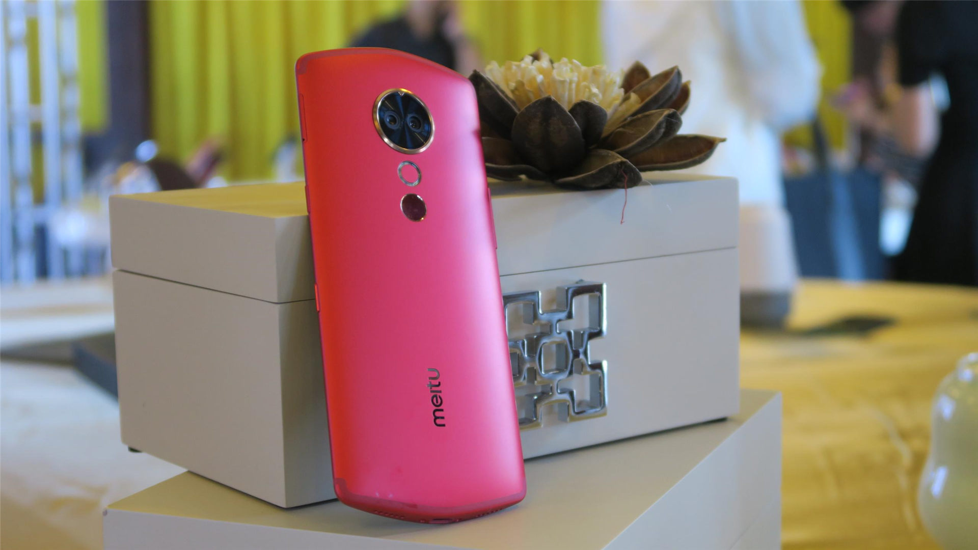 美圖最新手機(jī)款，科技與美學(xué)的巔峰融合