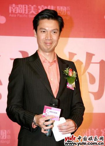 梁榮忠最新動(dòng)態(tài)，時(shí)代浪潮中的璀璨明星