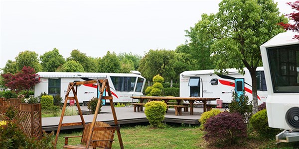 房車露營基地價格概覽與行情分析