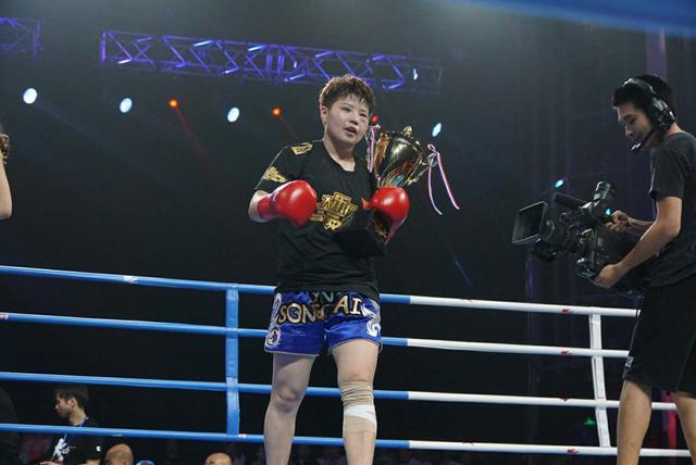 龔艷麗武林風(fēng)比賽最新表現(xiàn)，賽場風(fēng)采與個(gè)人立場影響熱議