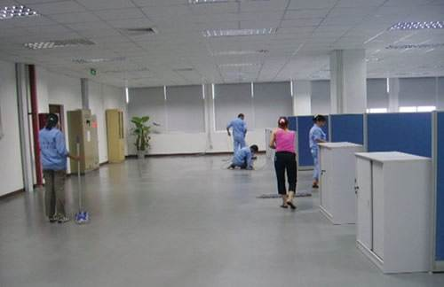 最新辦公室保潔員工作深度解析，多維度探討職責(zé)與角色