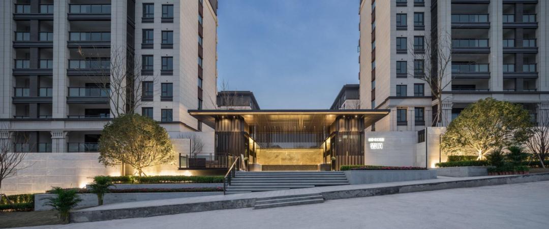 龍湖兩江新宸高層獨(dú)特風(fēng)味探索，巷弄深處的居住新體驗(yàn)