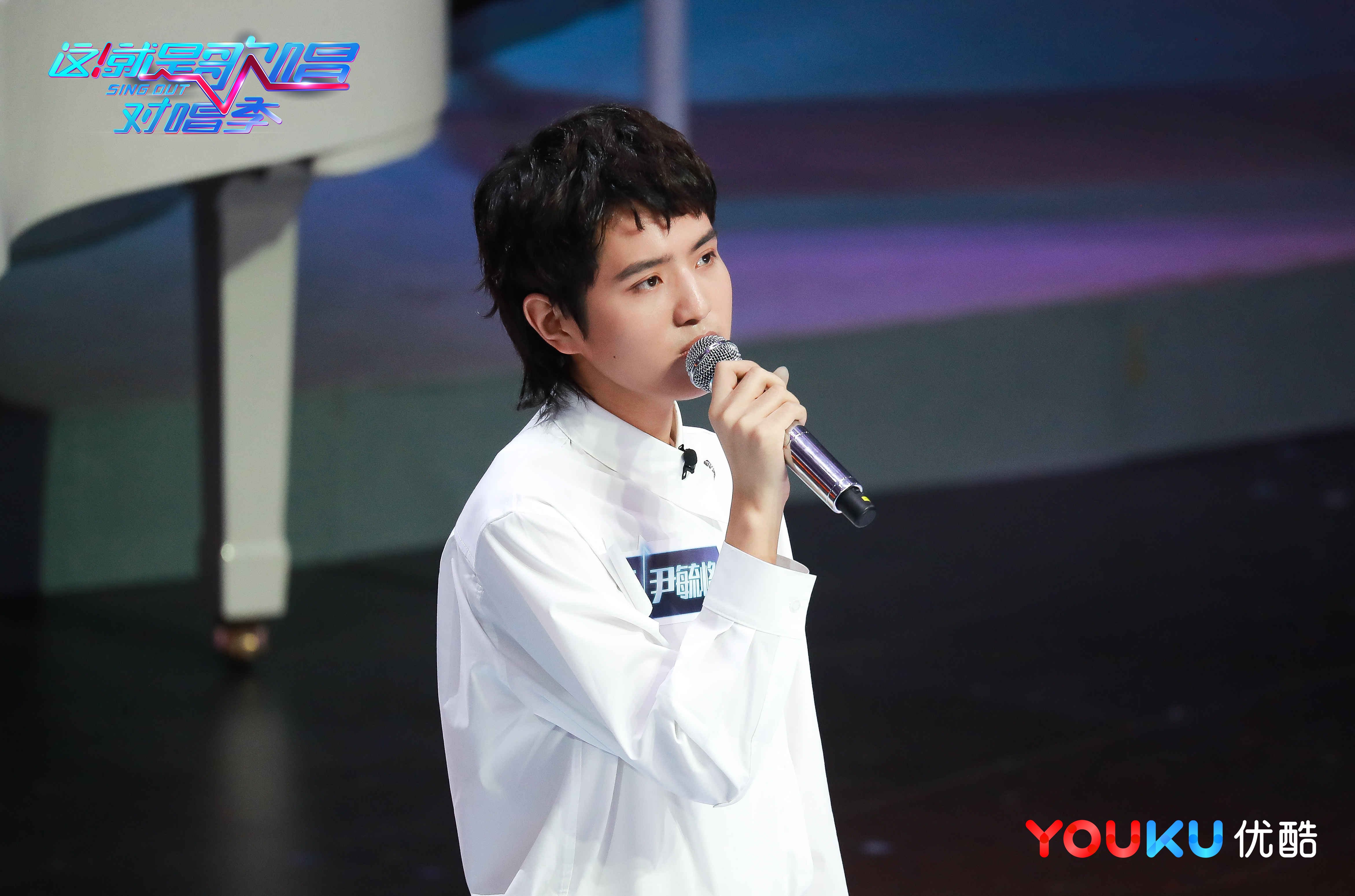 尹毓恪最新一期演唱回顧，小巷音樂盛宴與特色小店的奇妙緣分