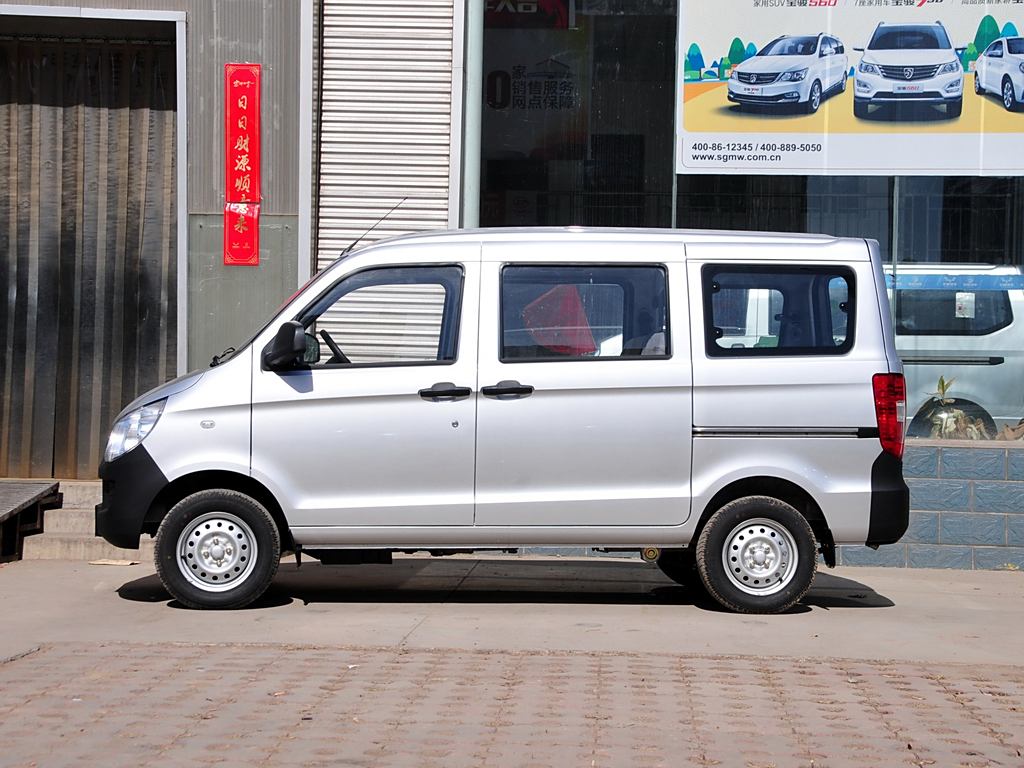 五菱之光面包車最新報(bào)價(jià)，實(shí)用與經(jīng)濟(jì)性的完美融合