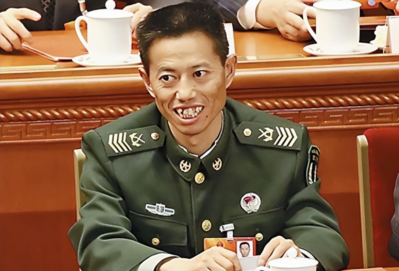 美女總裁的全能兵王——科技巔峰引領生活變革