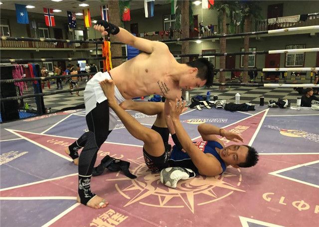 邱建良最新比賽視頻，戰(zhàn)斗技藝精湛背后的爭議焦點一窺