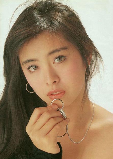 王祖賢最新照片，科技重塑魅力，時(shí)代前沿體驗(yàn)風(fēng)采