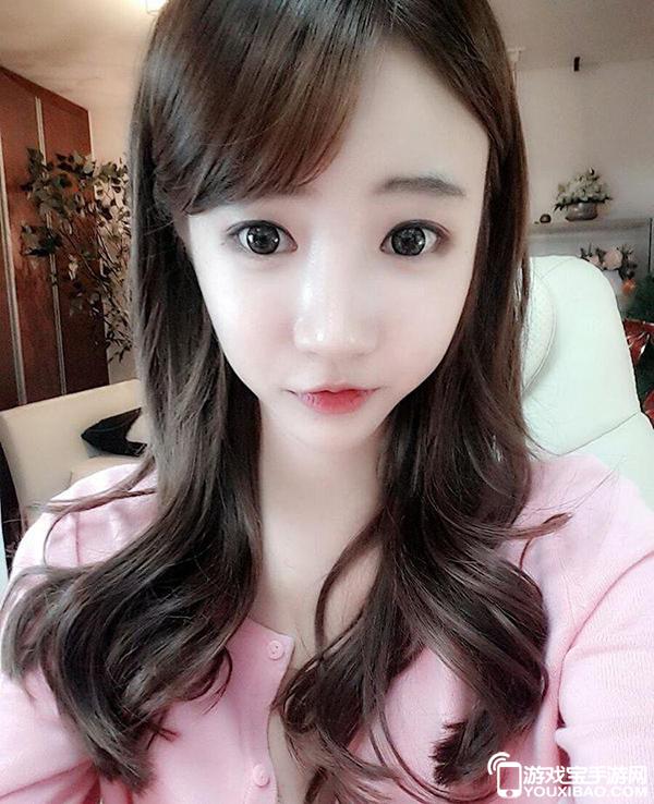 韓國女主播帶你領(lǐng)略科技與生活的完美融合，最新高科技產(chǎn)品介紹