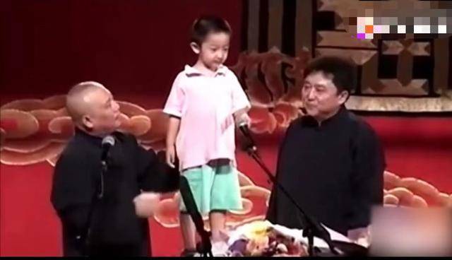 于云霆最新演出視頻精彩紛呈，不容錯(cuò)過(guò)的重磅推薦！