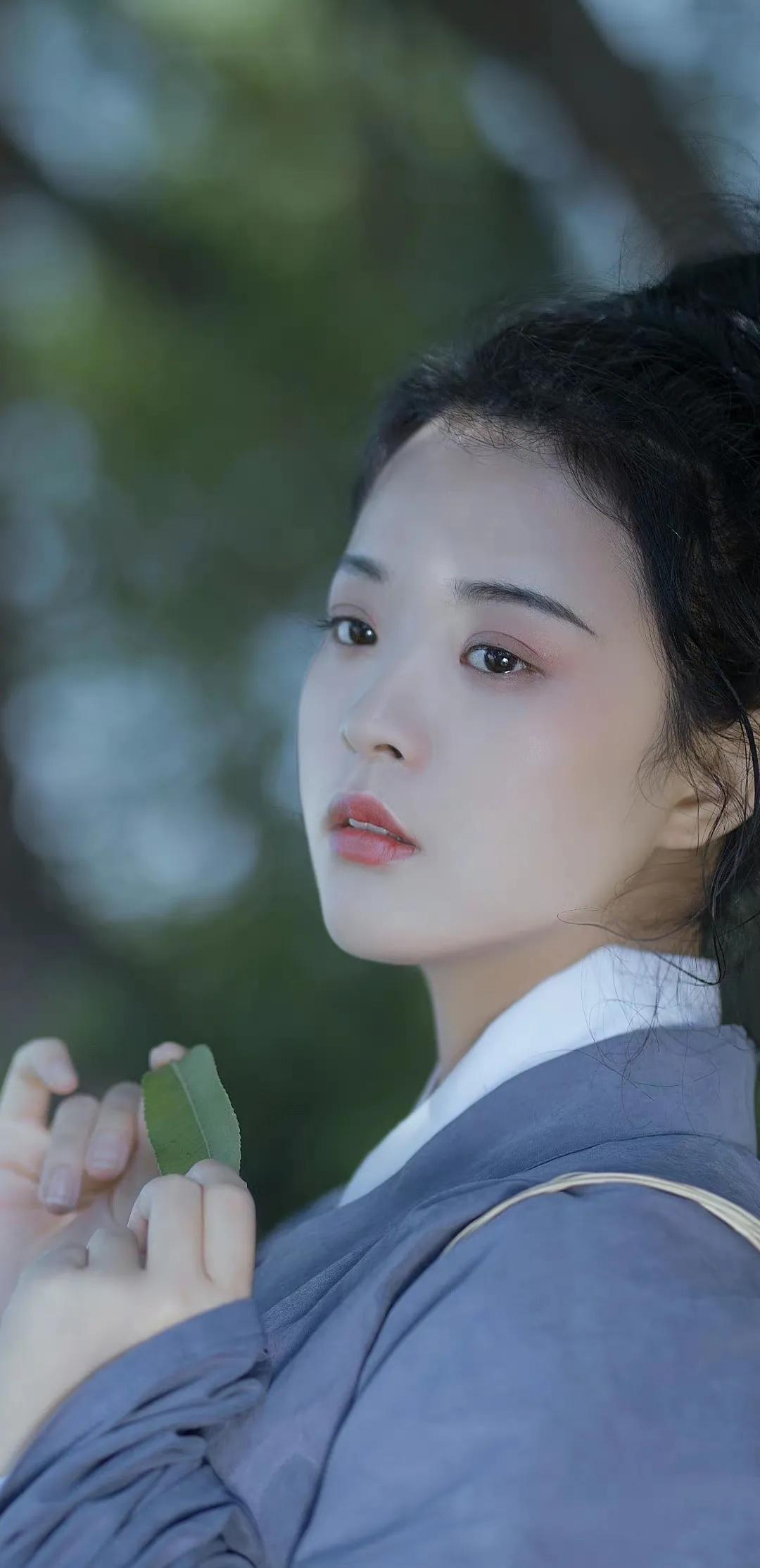 與自然美景的親密旅行，亂雨紛紛最新章節(jié)探尋內(nèi)心寧靜與平和