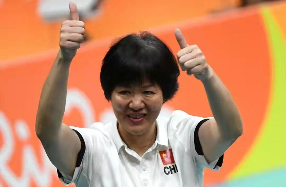 郎平續(xù)約國(guó)家隊(duì)，科技重塑排球夢(mèng)，智能革新引領(lǐng)新時(shí)代新篇章