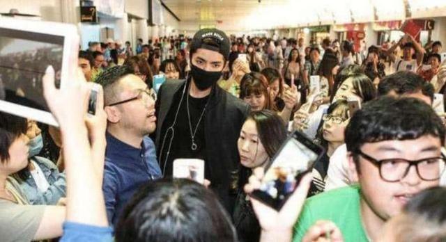 薛之謙最新接機(jī)視頻，科技與生活完美融合的高科技體驗(yàn)之旅