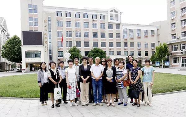 教師團(tuán)隊(duì)口號(hào)創(chuàng)新指南，最新穎口號(hào)與步驟指南