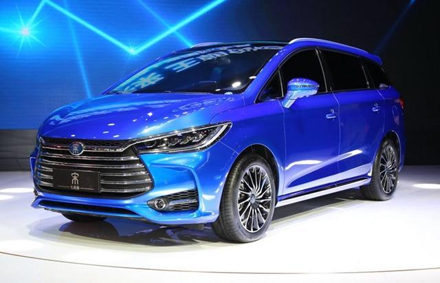 最新款比亞迪車報價，時代標(biāo)桿，引領(lǐng)潮流的價位選擇