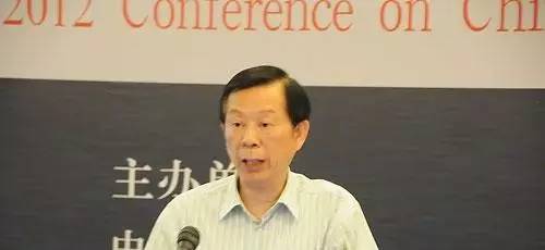 重鋼董榮華最新動態(tài)，小巷中的隱藏美食寶藏揭秘